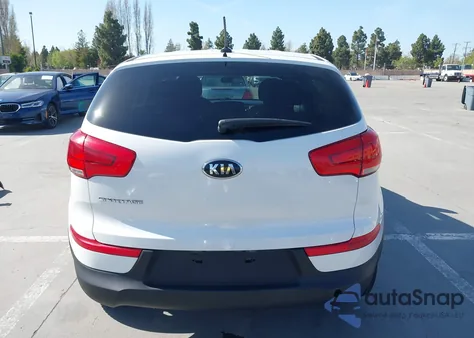 2016 Kia Sportage Lx z USA, uszkodzony, nr VIN KNDPBCAC8G7803255